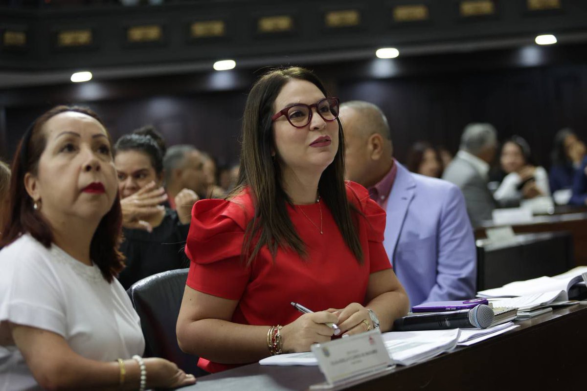 Con el Mazo Dando tweet media