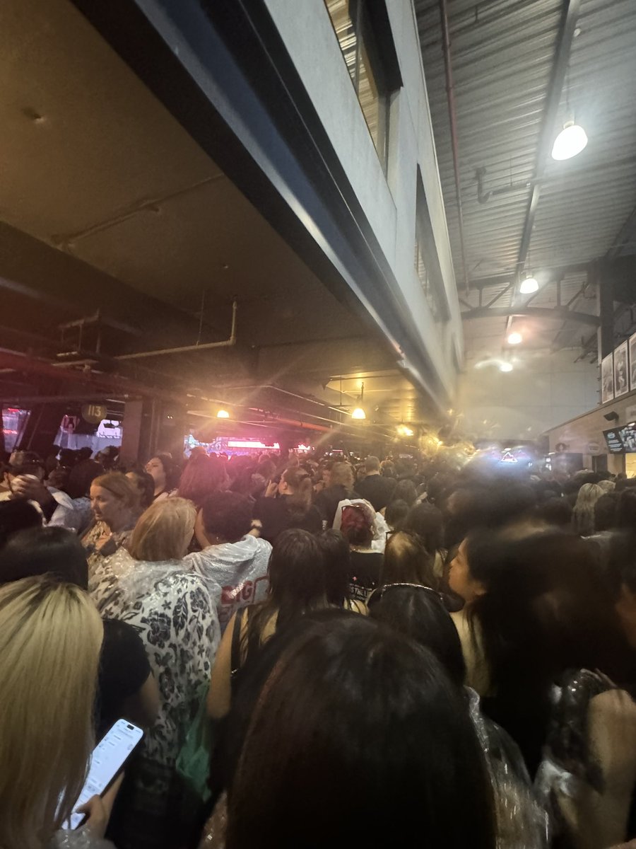 atzshota's tweet photo. we share a special bond if you went through these crowds on aug 3rd 💯 https://t.co/16QPw6k6GG