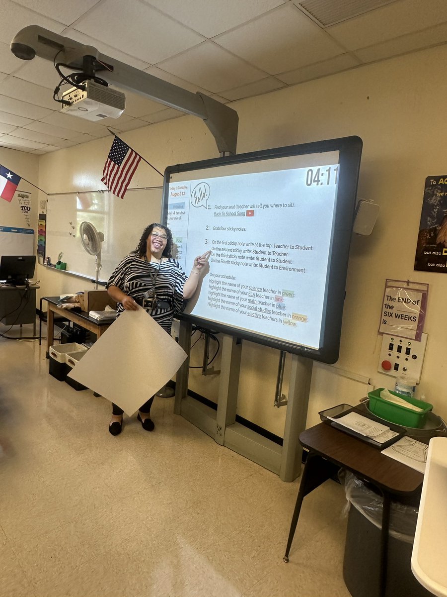 Msmelrincon's tweet photo. #FWISDfirstday Our teachers set the bar high for expectations, student engagement and authentic learning today. @MeachamFWISD students will SOAR this year. 🦅 #itsaneaglething @gracie_guerrero @rhines060 https://t.co/OH7qi21huS