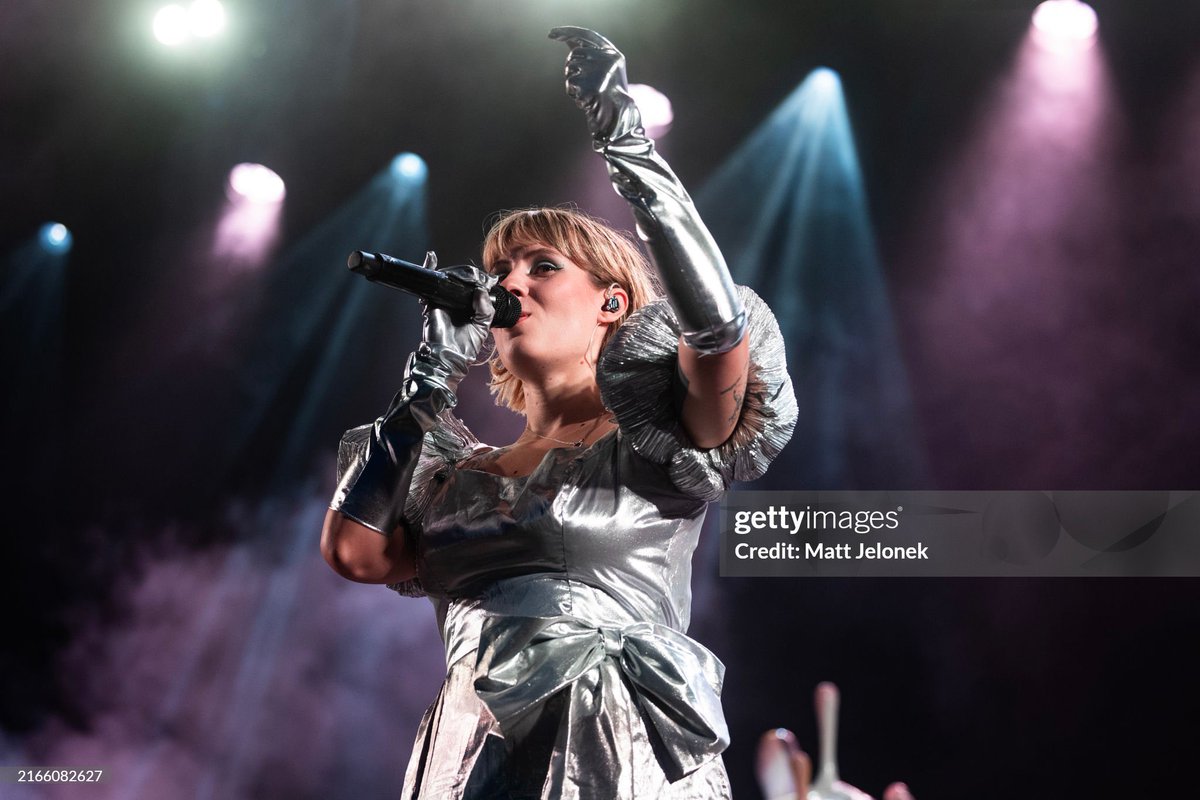 MattJelonek's tweet image. One of my favourite moments of capturing artists are those I’ve not seen or heard before. Danish local, Eee Gee is such talent with an amazing voice. #SydForSolen