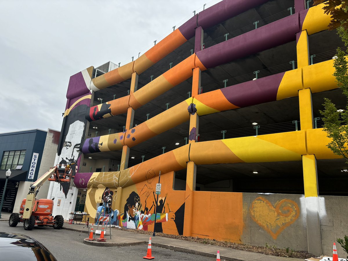 The new Quincy Square mural brings some color to Fourth St, and artist KaDavien Baylor says it’ll be done by next week.