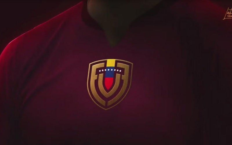 Pendiente!!! Está gente quiere quitarnos hasta la esperanza de ir por primera vez a un mundial, se viene una campaña dura de estos factores de la Ultraderecha comunicacional para que la selección no participe en la eliminatorias.  Recuerdan cuando nos quitaron el béisbol... Ellos