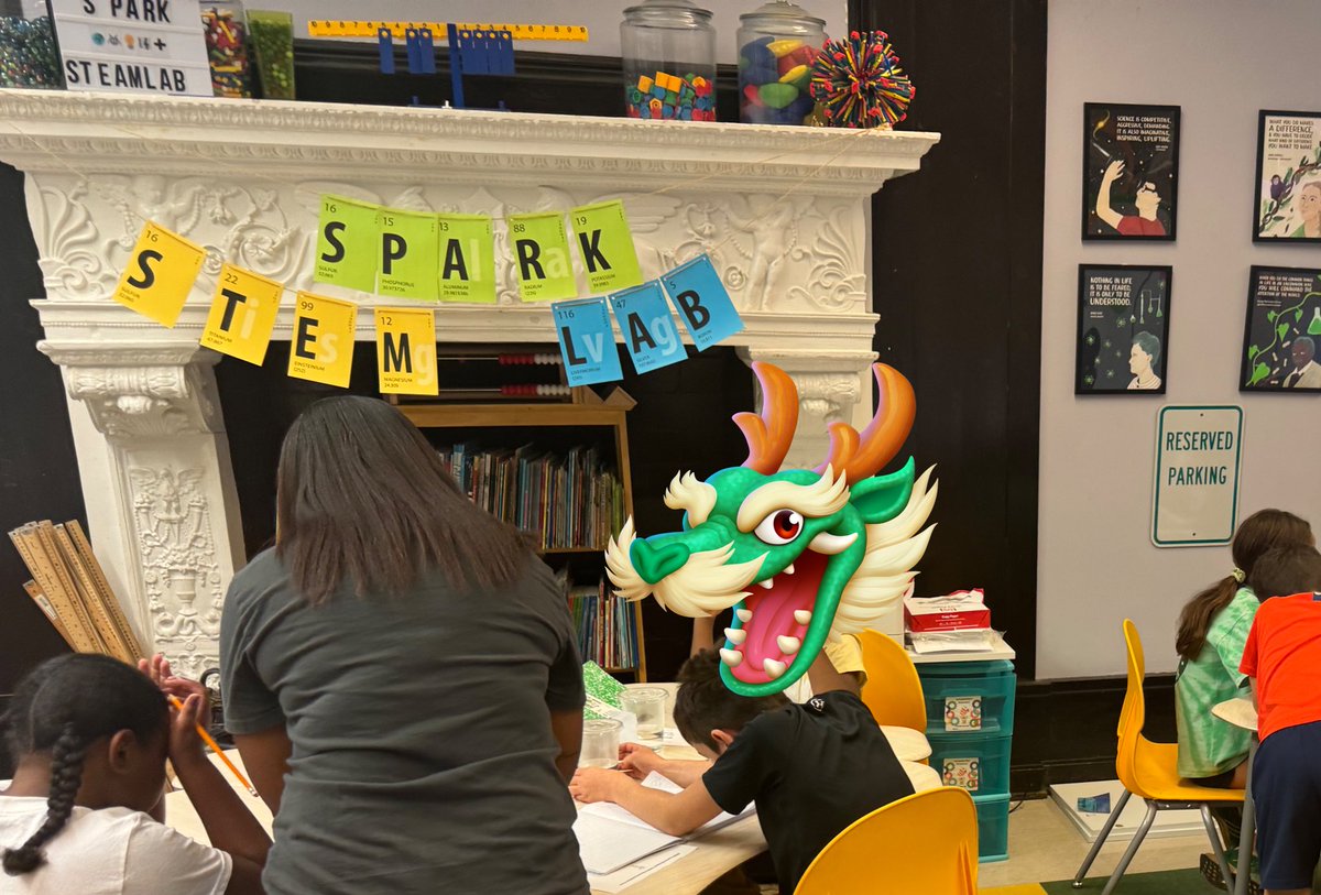 STEMbieda's tweet image. The fabulous 4th grade dragons had fun observing and inquiring what makes a cloud 🌧️ with @SamanthaMickens and Ms. Perkins! #STEAM #CuriousDragons #CloudScience @drjtoney @sarapruett5