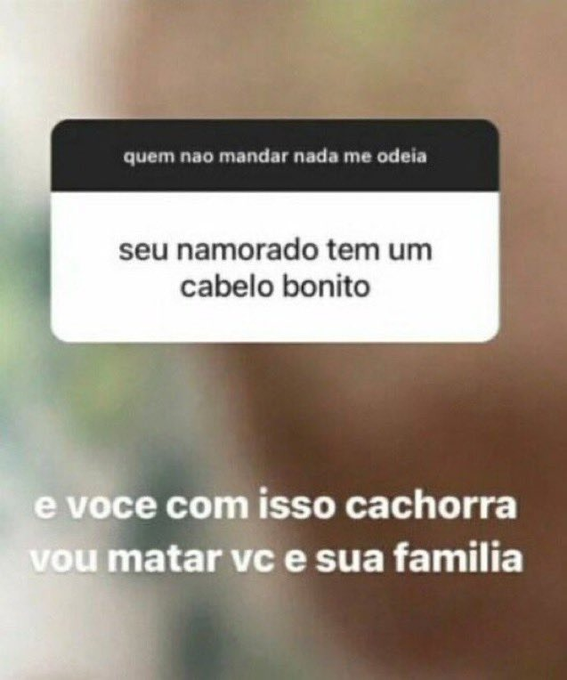 Xingamentos e ofensas sem motivos aparentes (@semmotivoapa) on Twitter photo 