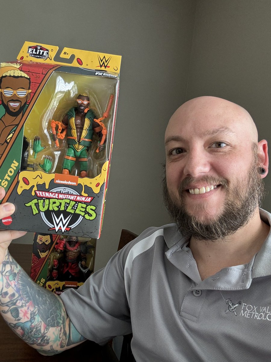 Honestly so happy for this <a href="/Mattel/">MATTEL</a> <a href="/WWE/">WWE</a> and Ninja Turtles collection. 2 of 6 acquired. <a href="/TrueKofi/">Kofi Kingston</a> this is a masterpiece.