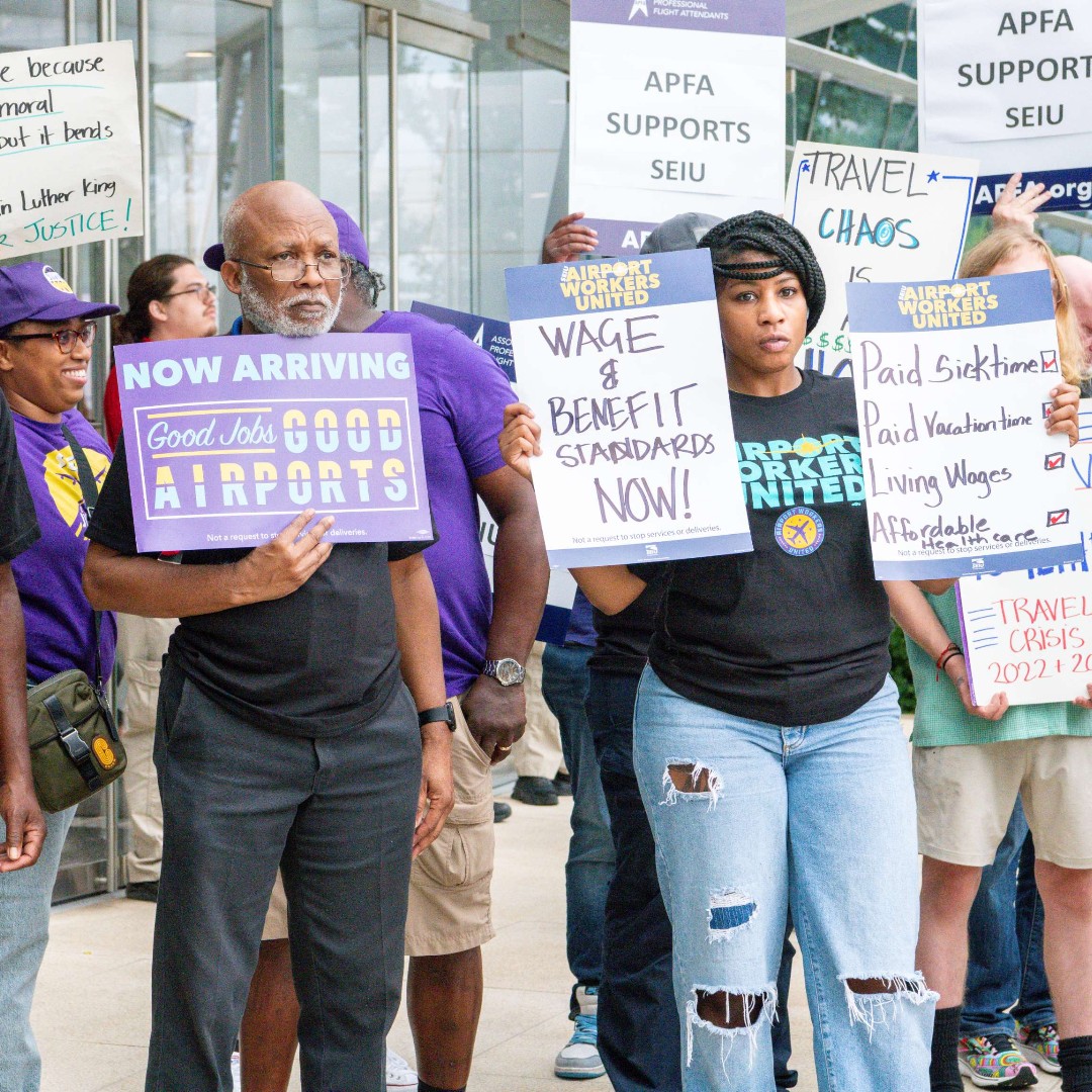 We're calling on <a href="/MayorMattie/">Mayor Mattie Parker</a> and the #FtWorth City Council to raise minimum wages so the workers who drive our city's economy can afford to live here. Shout out to @JaredWilliamsTX, <a href="/CDNettles15/">CHRIS NETTLES</a>, <a href="/cwjmartinez/">Councilwoman Jeanette Martinez</a> &amp; <a href="/elizabethforTX/">Elizabeth Beck</a> for supporting a $20/hour minimum wage already!