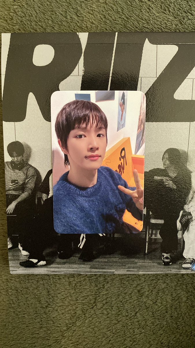 s2naevis's tweet photo. VENDO/VENDA RIIZE
sungchan pob applemusic gag

• R$55,00 já COM FRETE incluso
• sem avaria e em perfeito estado
• envio na semana que vem 

— fbs no insta e tt: @/s2naevis https://t.co/2o4BcsfnVI