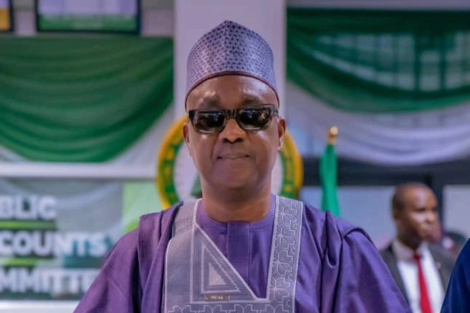 MissPearls's tweet photo. This is Dishonorable Tajudeen Abbas @Speaker_Abbas representing Zaria Fed constituency 

Speaker of the  House or Rep and sponsor of that  bill to gag and further enslave Nigerians

That Bill needs to be STOPPED! https://t.co/7LhiOU4RWM