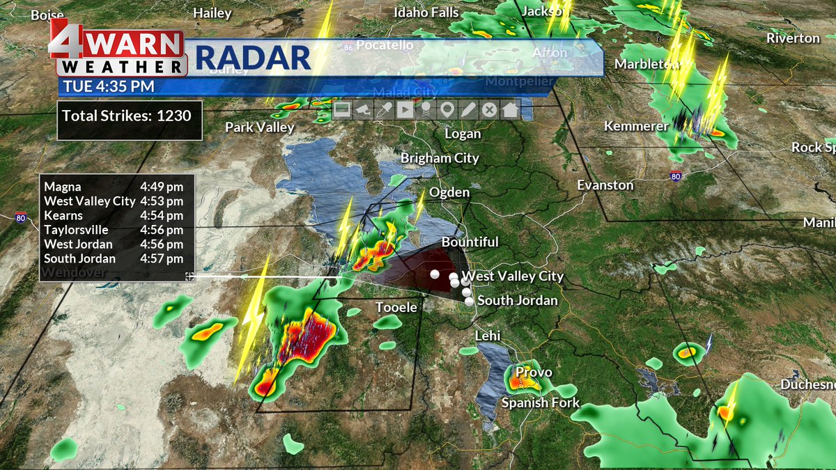 AlanaBrophyWX's tweet image. ROUND 2!
#4warn:
SEVERE STORMS TRACKING TOWARD THE WASATCH FRONT!
We have a line of severe thunderstorms that will be impacting Weber, Davis, Salt Lake &amp;amp; Tooele Counties through 5 pm
-60+mph winds &amp;amp; quarter sized hail

Seek shelter in the path of these storms
#utwx @abc4utah