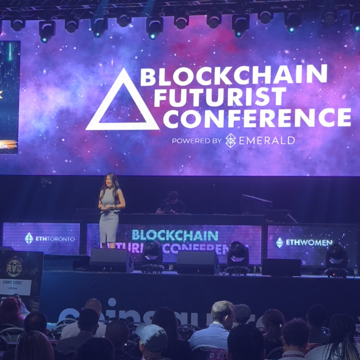 Dancing Doll is on display <a href="/Futurist_conf/">Blockchain Futurist Conference</a> happening in Toronto. Never thought it could make it this far.
It all became possible because of the support and appreciation from amazing people <a href="/techbubble/">Nik Kalyani (🎨🔴💜)</a> <a href="/Karanpal25/">Karan Pal</a> <a href="/NFTgoat_art/">Goat Gallery</a> <a href="/maheenblues/">Maheenblues</a>