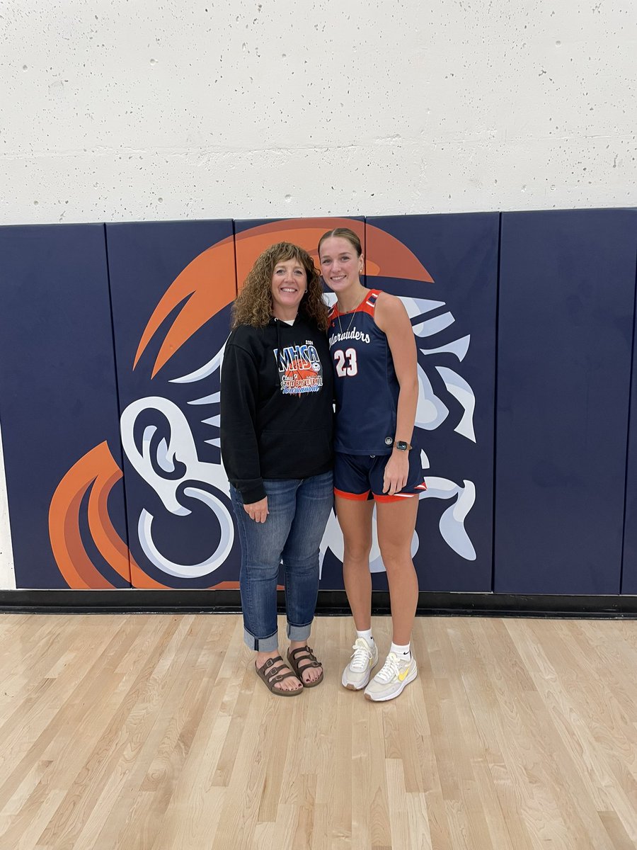 Had an amazing visit at <a href="/UMaryWomenBball/">UMary Women’s Basketball</a> !!! Big thanks to the coaching staff for making it a great day! <a href="/neumania_UMARY/">Rick Neumann</a>