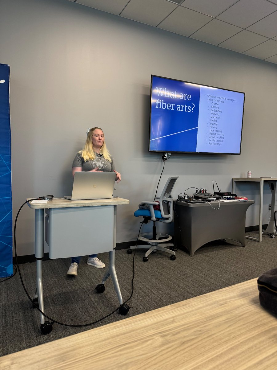 Tracy Lee | ladyleet tweet media