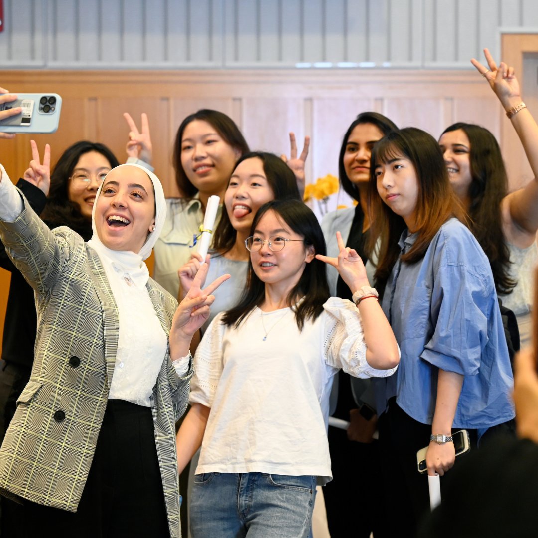 UMichPharmacy's tweet image. #Mastered it! 

Congratulations to our Master of Science in Integrated Pharmaceutical Sciences (MSIPS) students for completing the program! We cannot wait to see what you do next.  🎉