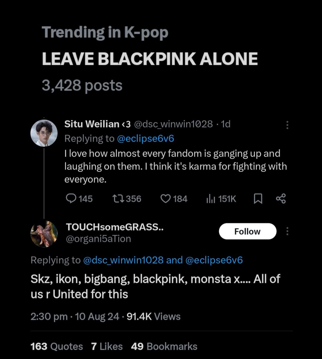 thetannieverse's tweet photo. For army history purposes.. i'm seeing a similarity, no?

#ItWasNotARMY
#조작된챌린지 
#진짜아미아님
#KoreanMediaBeProfessional
#FAKECHALLENGE
#Its_Not_ARMY https://t.co/6ALrdMvZfX