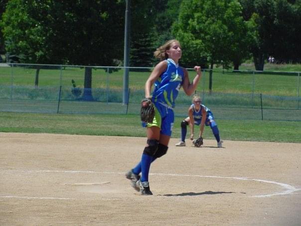 jillsalmon's tweet photo. Had to pay homage to my favorite lefty. ❤️🥎 Happy International Left Handers Day, Kari!! 👈 @teamhopkins2 https://t.co/v1FSpG5s3T