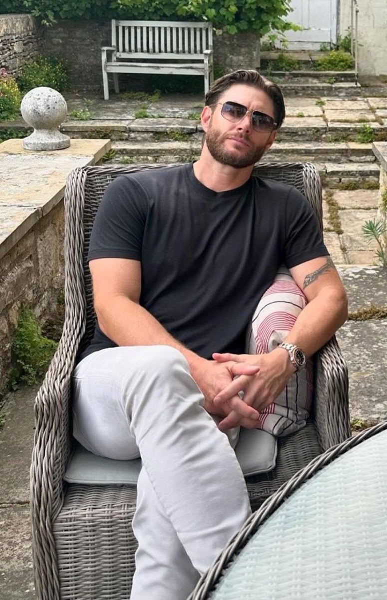 JENSEN????? JENSEN ACKLES????