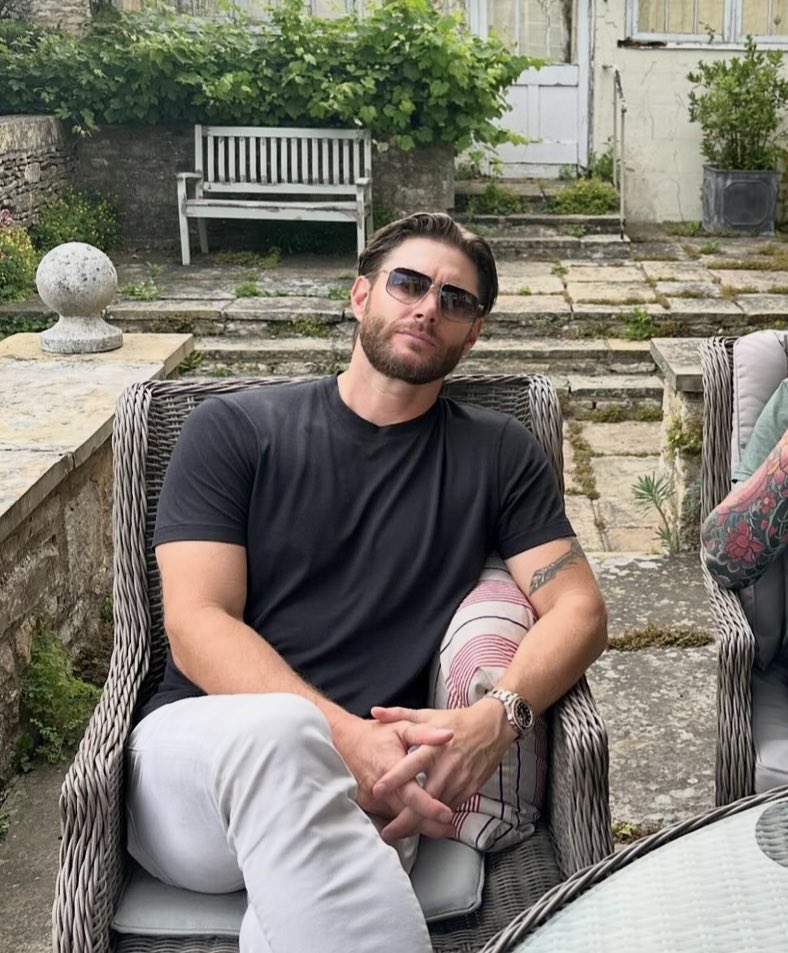 lnfourss's tweet photo. JENSEN ACKLES THE MAN THAT YOU ARE FOR REAL https://t.co/iXvccAQChb