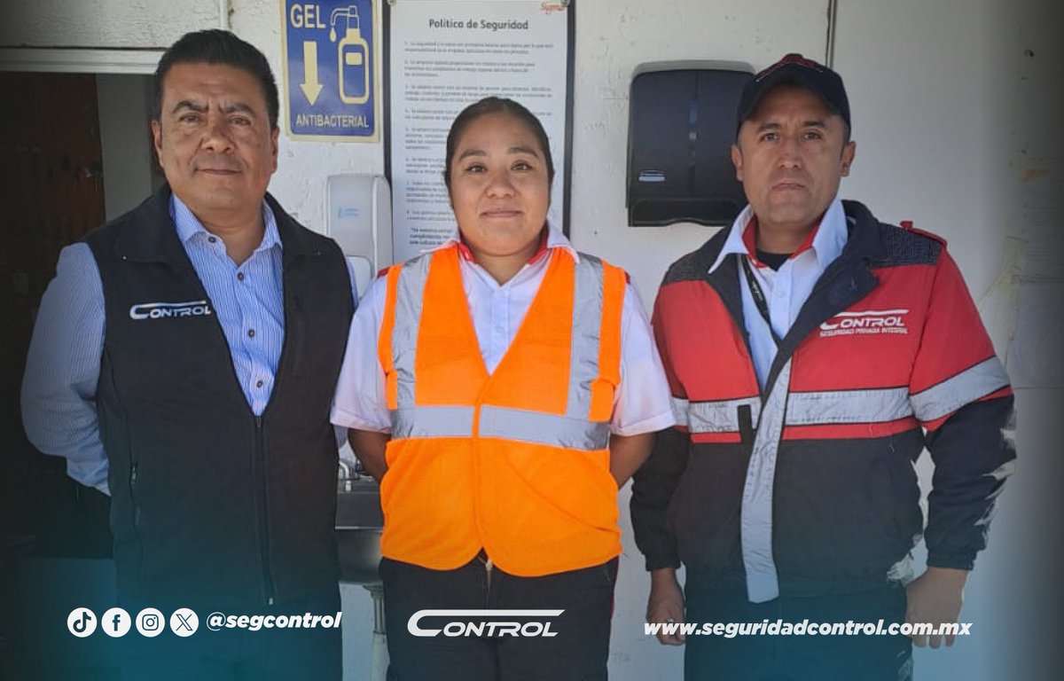 segcontrol's tweet image. 🚨🚔¡Estamos iniciando la semana con todo y en la Ruta Control! En esta ocasión estuvimos visitando los SIGMA de Planta Uno y Berkel. Brindando información sobre nuestra Cultura Control en compañía del supervisor de zona y el Gerente Operativo.

#RutaControl #GuardiaControl