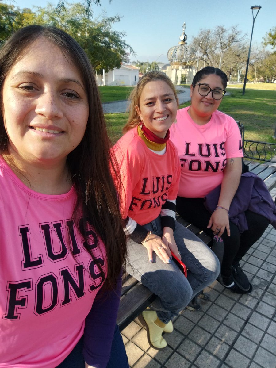 Martes de reunión y promo de #25AñosTour💕

<a href="/Fonsisangels/">Fonsi's Angels Arg</a>