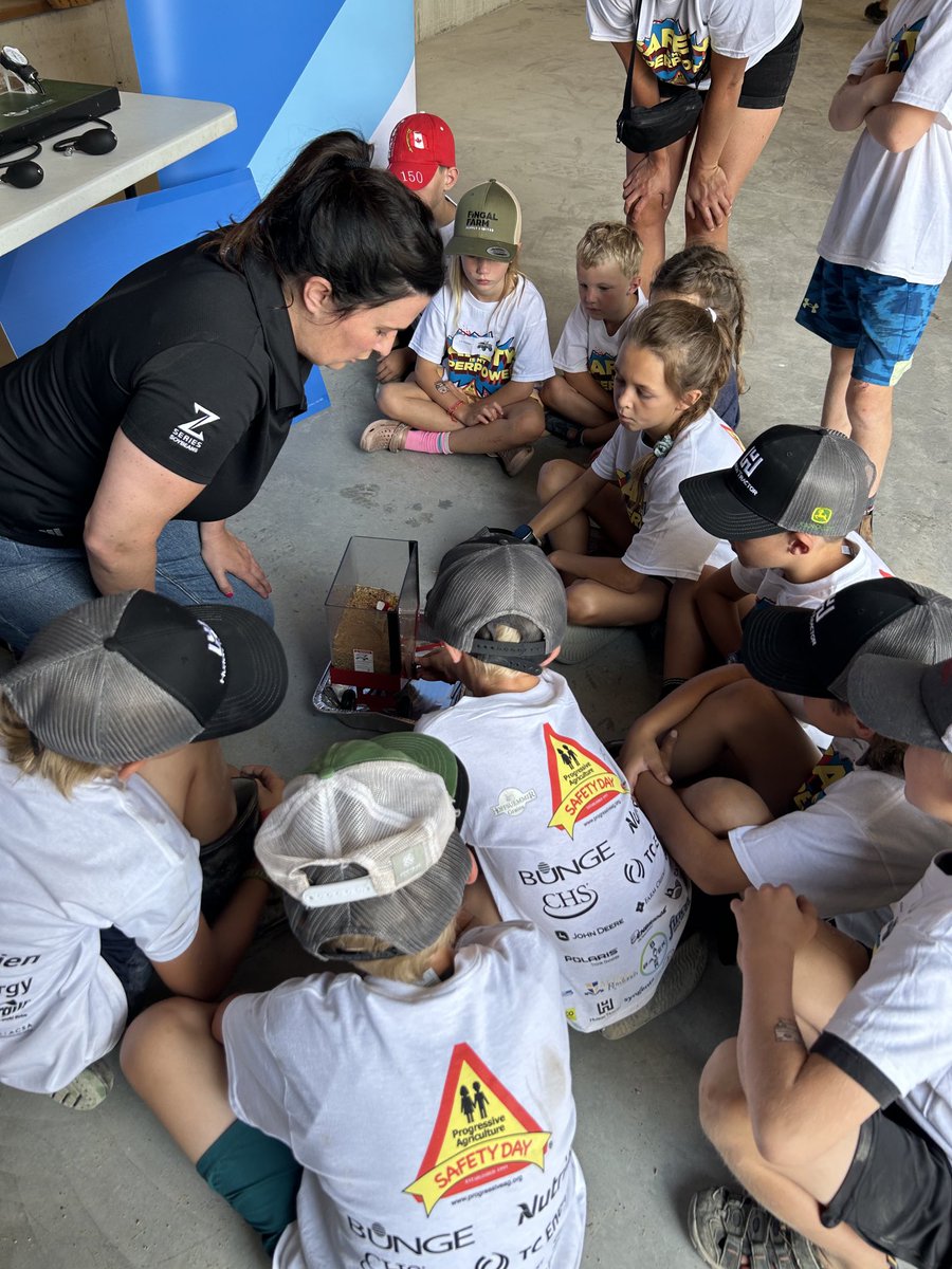 Great grain entrapment session with ⁦<a href="/gracej7/">Grace Jones</a>⁩ at Farm Safety Day