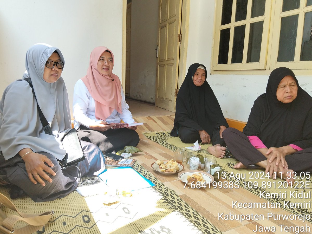 DyanfaAd's tweet photo. Selasa (13/08), Dian Fitri Astuti, Luhkan Kab. Purworejo, di Poklahsar Nurul Hidayah Ds. Kemiri Kidul melakukan Pendampingan Pertemuan Kelompok membahas ttg Reorganisasi dan NIB
@PKBLU_bp3tegal
@pusluhkp
@kkpgoid
#GiatLuhkanSatminkalTegal #Purworejo #Kegiatan https://t.co/4Jkq7oOvmP