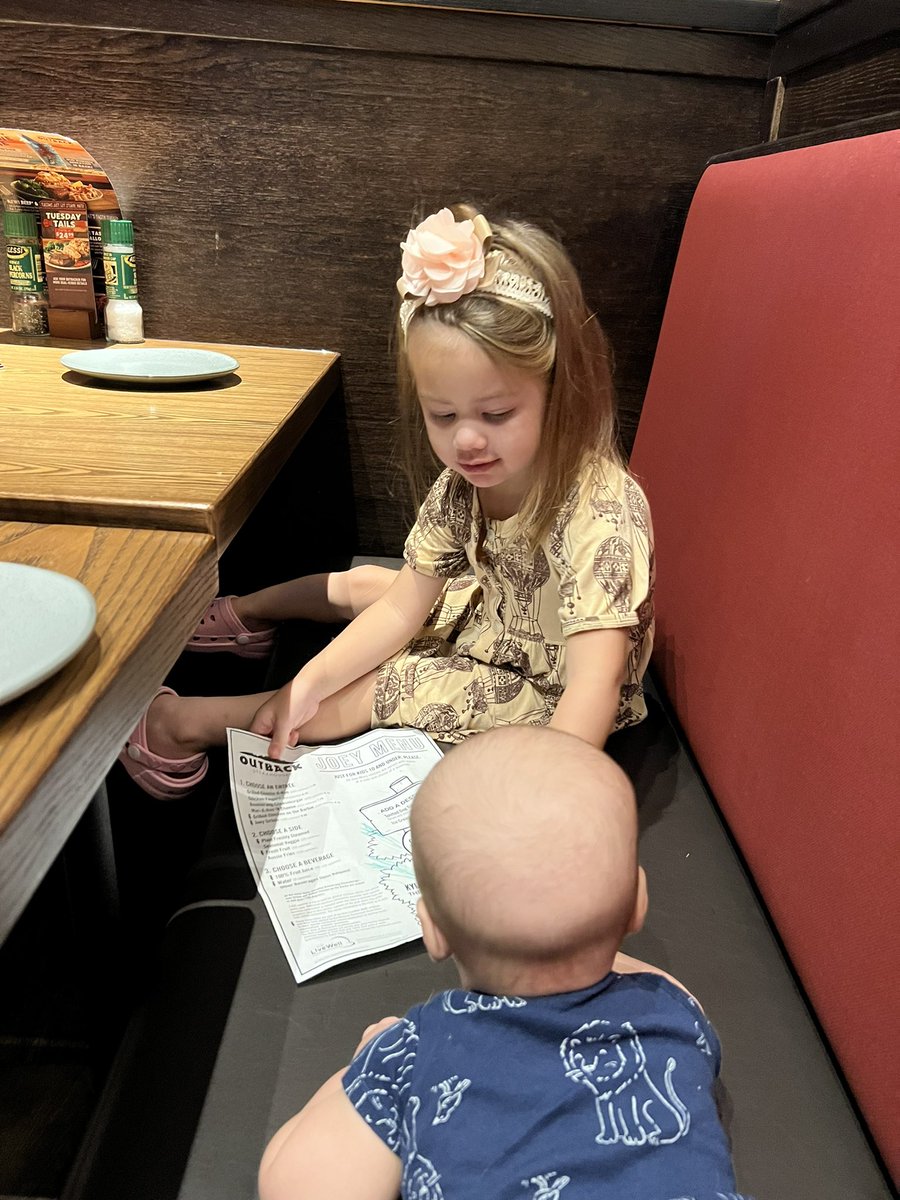 Quick stop to get a lil saucy before we go print it at the outlets 🛍️💸 

I love youuuu <a href="/WesleySnipesFBA/">WesleySnipesFBA</a>