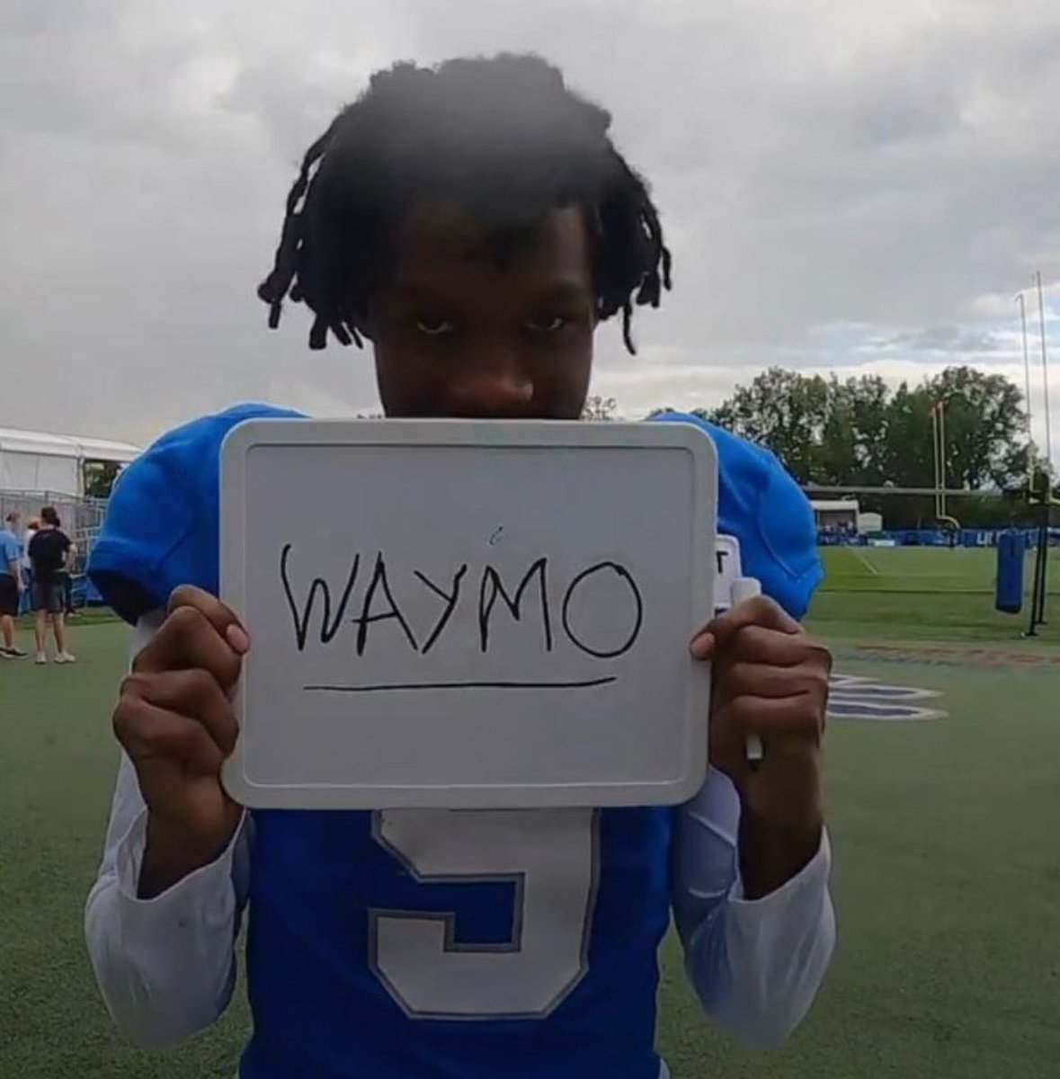 the_det_times's tweet photo. WAYMO TO THE MOON 🚀

#OnePride https://t.co/2QIm7kOwTF