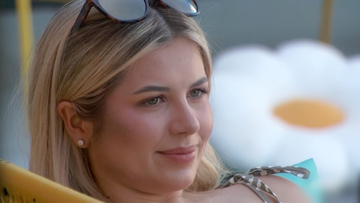 89razorskate20's tweet photo. 🔸WEEK 4, REPOST &amp; LIKE If You’re Team LEAH! #BB26 https://t.co/X0RBUbFSCI