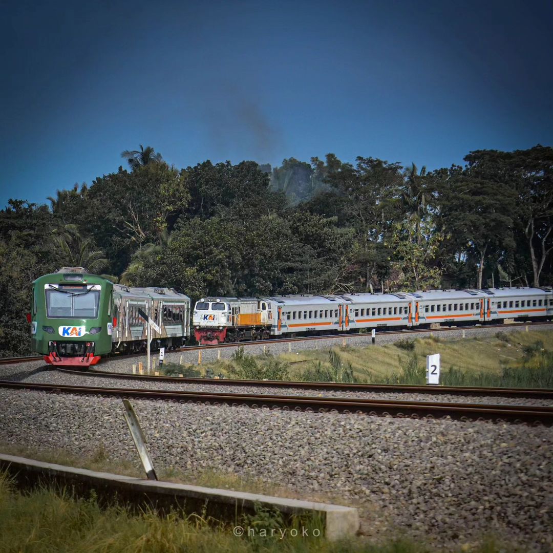 Kereta Api Indonesia tweet media