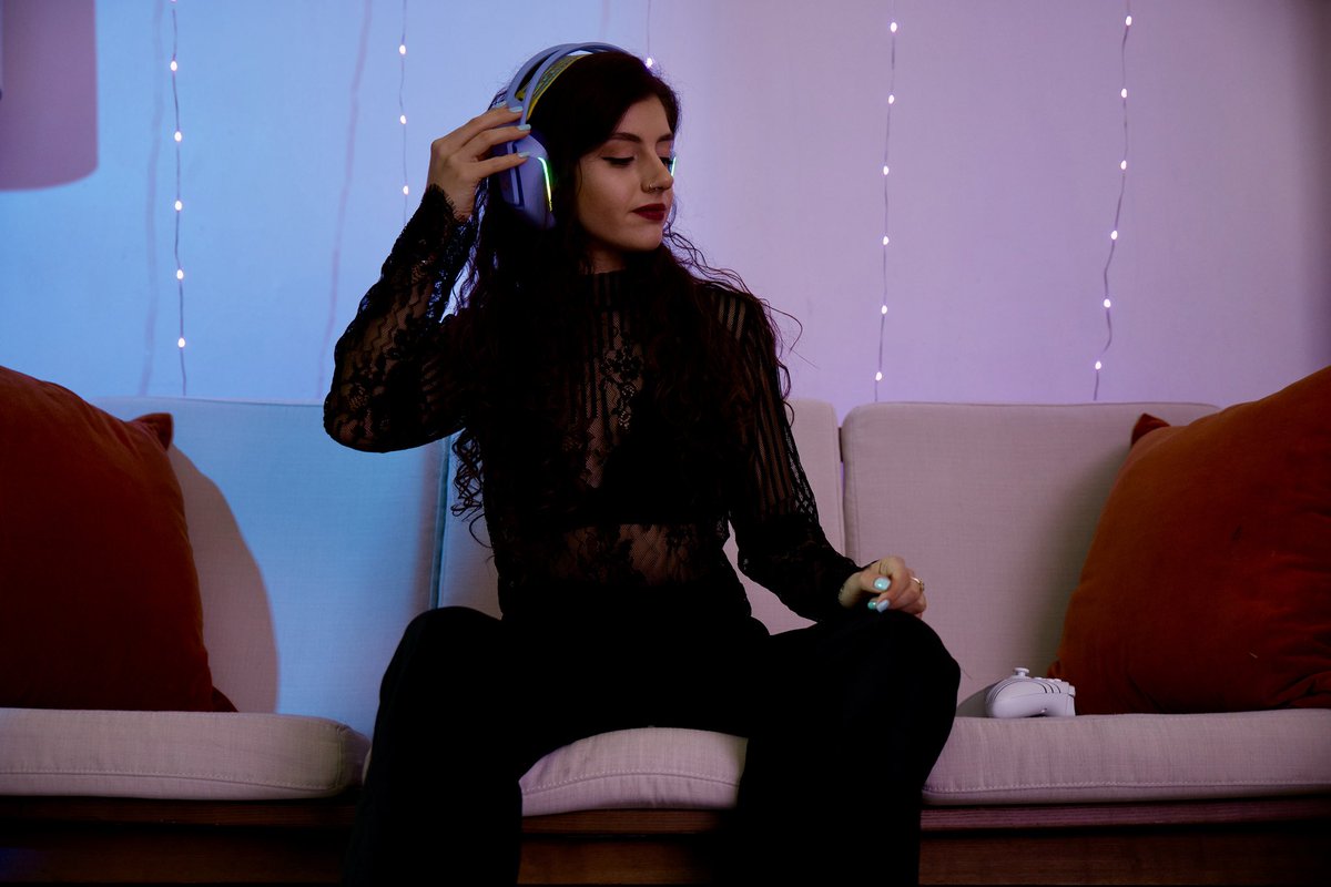 milesofamanda's tweet photo. Iโm LIVE!
Letโs play #fortnite together ๐
GET IN HERE!
๐ด https://t.co/awBw315nE5
#twitch #streaming #fortnitewithfriends #live #gaming #femalegamer https://t.co/WWBS5kbwpn