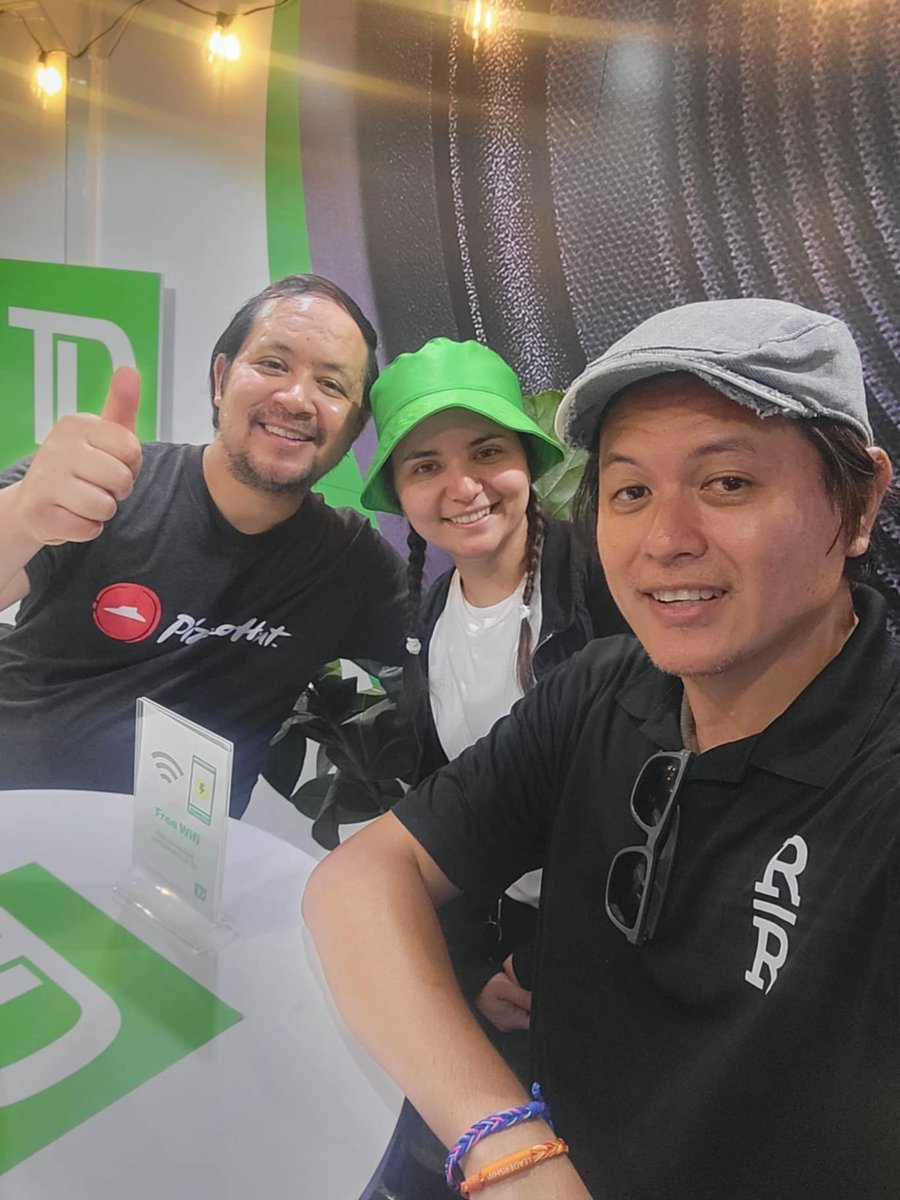 We branded 🙂🍕💸