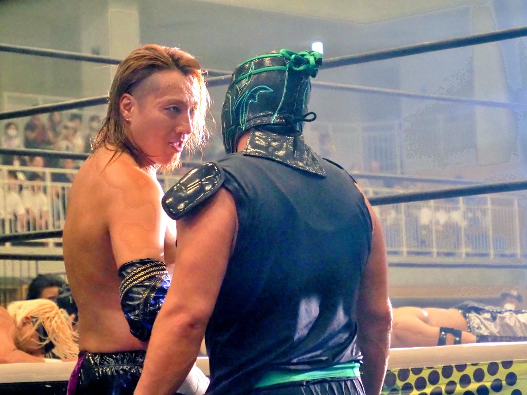 oume86's tweet image. 【20240812@カルッツかわさき】
これは絶対二人だけの特別な何かだよなぁーーーー🤔✨って、
二人の戦友的な友情を勝手に信じてる私は思いました🔥
#noah_ghc #ニンジャ・マック 選手 #ninjamack #HAYATA 選手