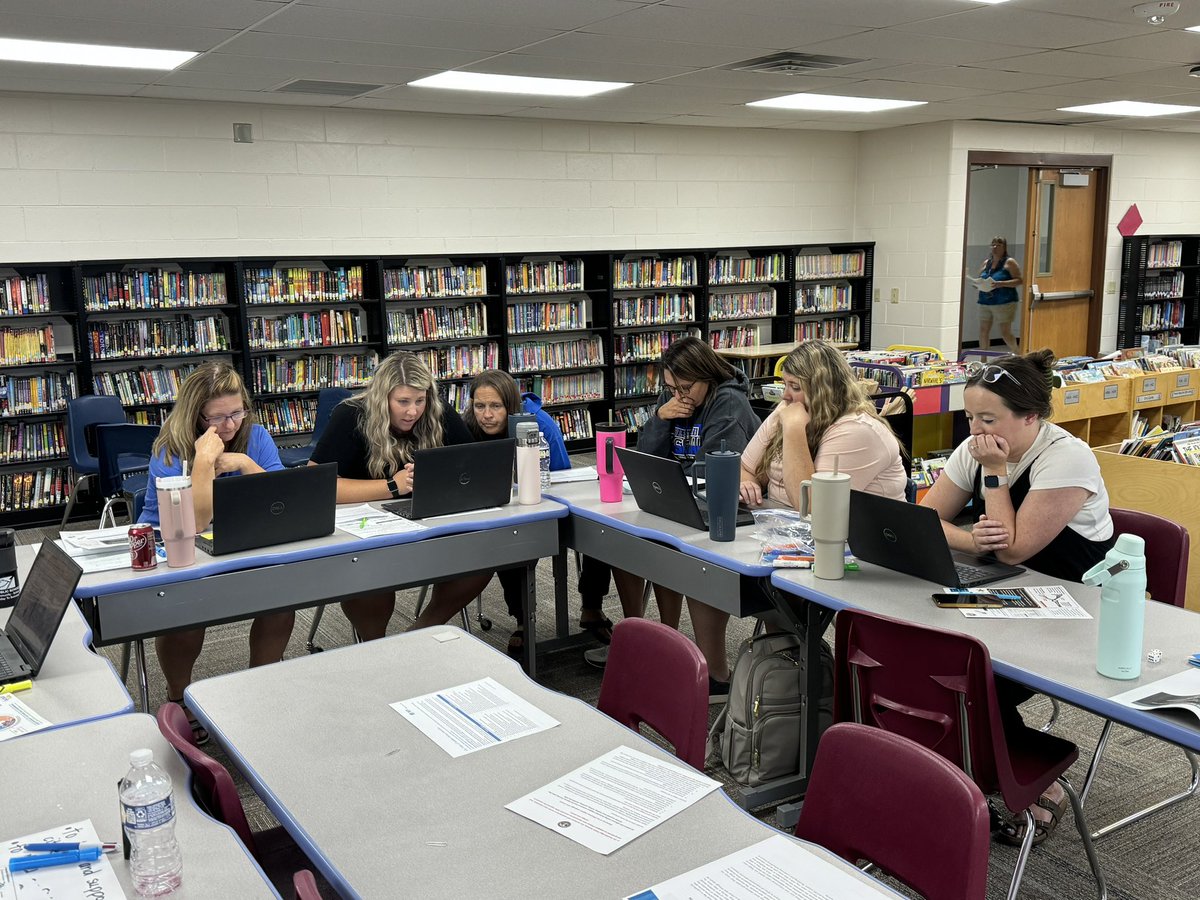 A big shout out to the elementary staff at <a href="/ravennabluejays/">Ravenna Bluejays</a> for their engagement and enthusiasm during our ELA Visioning work today! Looking forward to working with them again soon! Have a GREAT start to your s hook year! <a href="/ESU_10/">ESU10</a> #esu10