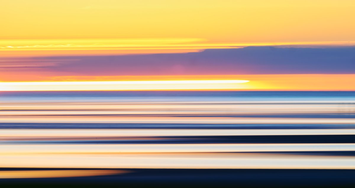 MarkHoudePhoto's tweet photo. Autumn is in the air! There's still slots available for the Autumn Cape Cod Photography Workshop. We have exciting shoots planned and tips &amp; techniques during classroom time. 
Ready to take your photography to next level? Learn more here: https://t.co/DLF3Tgl8X4 https://t.co/DS6XvZvFVD