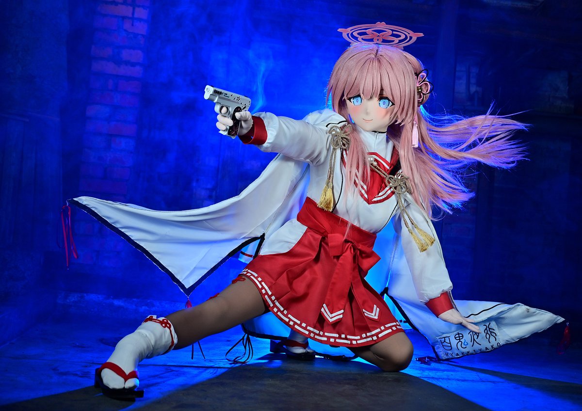 カズ　着ぐるみ　コスプレ 篠崎こころちゃん着用》[New] コスプレ ハロウィン 和装 狐 巫女