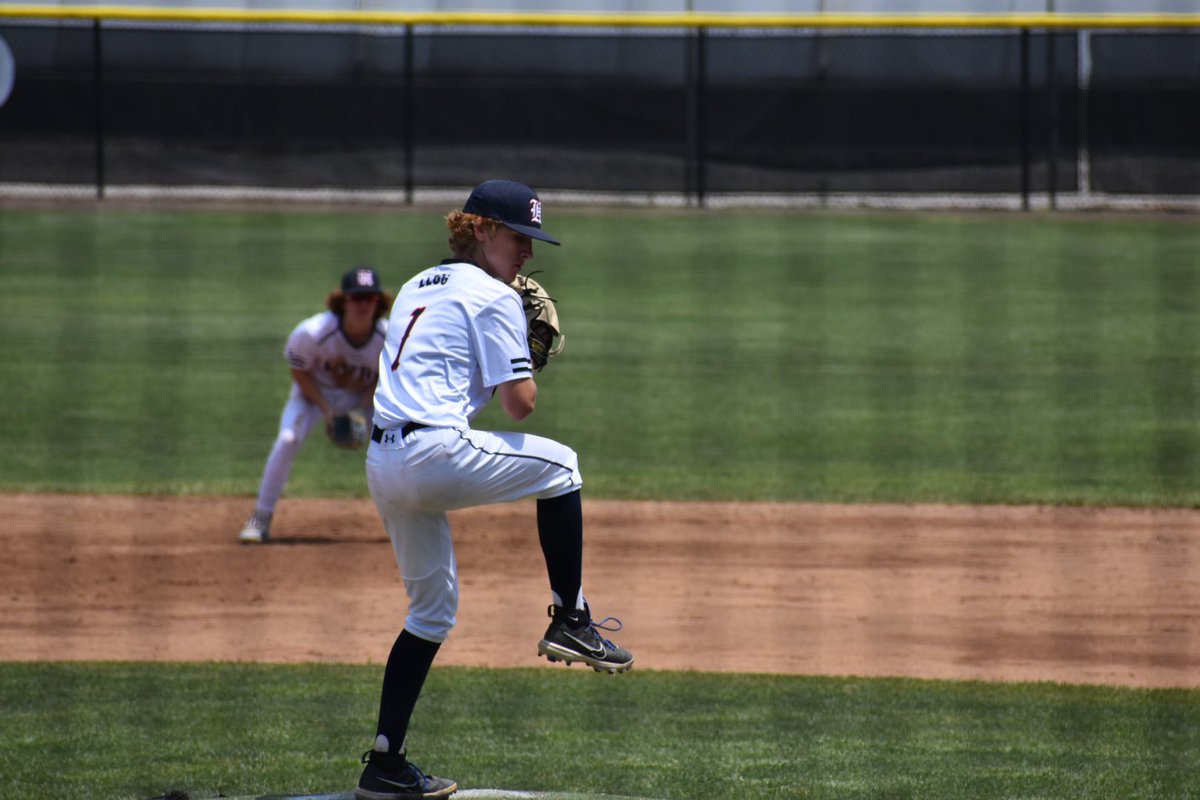 Had a great summer traveling with the <a href="/HoundsBaseball/">Huntington Hounds</a>
Summer stats
21.2 innings pitched
2.5 ERA
0.96 WHIP
28 SO
10 BB 
8 ER
153 BAA
<a href="/ZBaldwinLHP/">Zach Baldwin</a> 
<a href="/sam_boone/">Sam Boone</a>