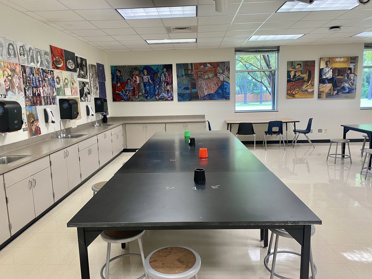 MsSouvorovaArt's tweet photo. Thrilled to welcome our WWJH artists back into the classroom today! So happy to tell them that their artwork can go up on the wall just like the rest of this student work! #destinationexcellence #teamtomball @FineArtsTomball @WWJH_ART @TISDWWJHS https://t.co/hu6ul0hJnO