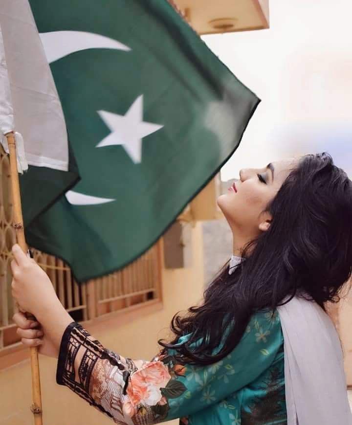 قائـــدِاعظـــم کـــے 14نـــکات میں
*باجـــے کـــا کـــہیں ذکـــر نـــہیں🤣🤣

#HappyIndependenceDay2024
🙂*جشن آزادی مبارک 🇵🇰