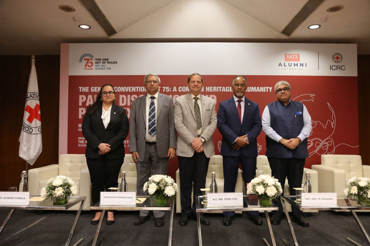 USIofIndia's tweet photo. @ICRC @HQ_IDS_India @adgpi @UNinIndia @ICRC_nd @pradeepusi @DefenceMinIndia @UNPeacekeeping @SpokespersonMoD @DefMinIndia some more glimpses of the #panel discussion & #photo_exhibition on “The Geneva Conventions at 75: A Common Heritage of Humanity” by @ICRC
@HQ_IDS_India @ICRC_nd @pradeepusi @kediromarICRC https://t.co/WAqsiNlAgT