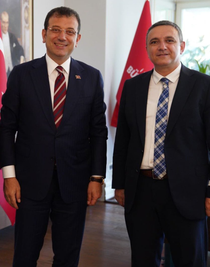 YTU_Gercek's tweet photo. Cumhurbaşkanlığı seçimleri öncesi  karşı cepheyi de ihmal etmeyen, millilikten ve yerlilikten fersah fersah uzaklaşıp, kendi menfaatini her şeyin önüne koyan mevcut rektörün yardımcısı  Bestami Özkaya'mı YTÜ'yü yönetecek!
@tcbestepe @RTErdogan @hasandogan @erolozvar @RTErdogan https://t.co/gkVqZodb8K