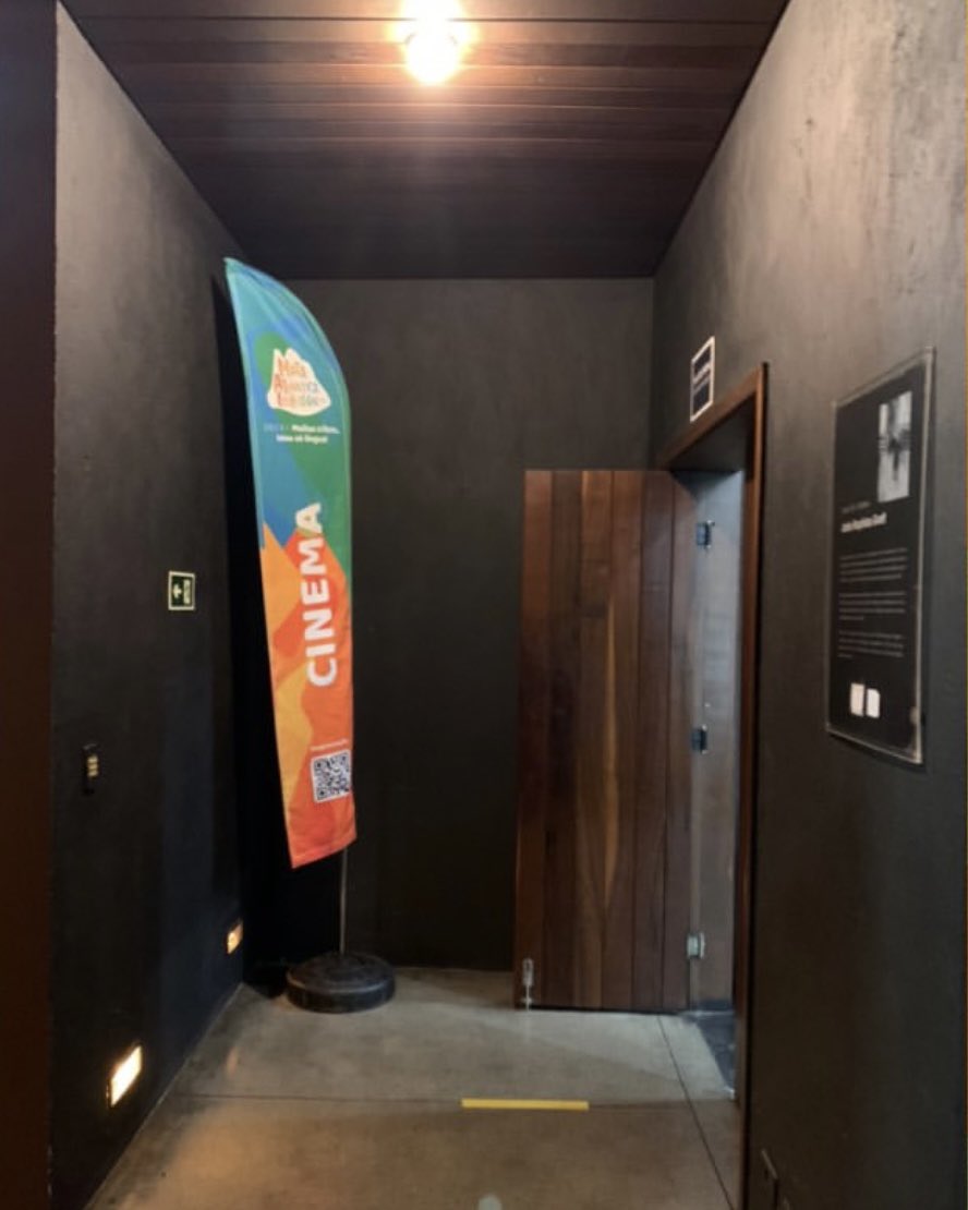 AhaJonathan's tweet photo. Our short film “SEMPA - The Lost Chimpanzees of Kyambura” continues to attract interest. 

Official selection and now also screening for the very first time in Brazil at one of South America’s biggest film festivals, Mata Atlântica Ecofestival. Super pumped 💪 https://t.co/qUWUN9izYM