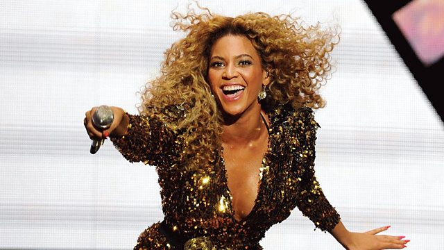 Na época, Beyoncé disse que passou muito tempo de suas férias assistindo shows de ROCK. Mais tarde, ela se tornou a primeira mulher negra a ser headliner do Glastonbury.

"Foi muito interessante estar em turnê sem trabalhar. Eu pude ver bandas como The Dead Weather, Thom Yorke,