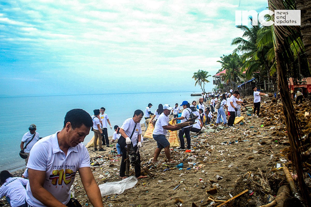 INCNewsNUpdates's tweet image. INC members in the Ecclesiastical District of Batangas actively participated in the districtwide Cleanup Drive, part of the district's celebration of the 110th anniversary of the Iglesia Ni Cristo (Church Of Christ).
#INC110 #CleanUpDrive