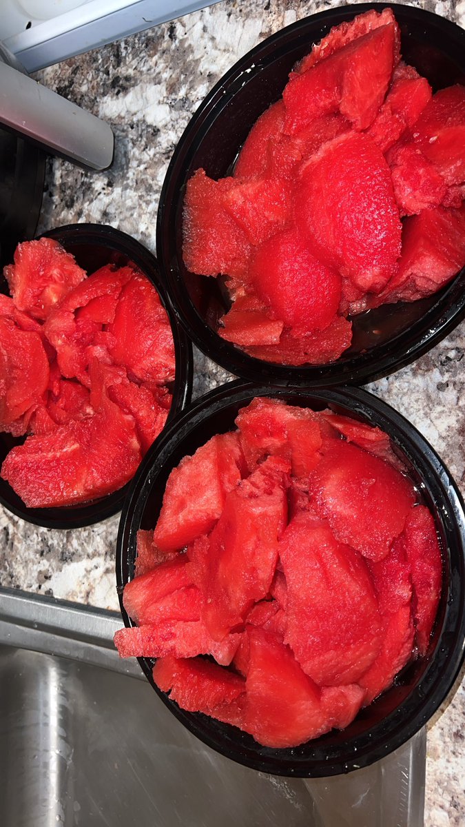 I love tf out of watermelon 🥰