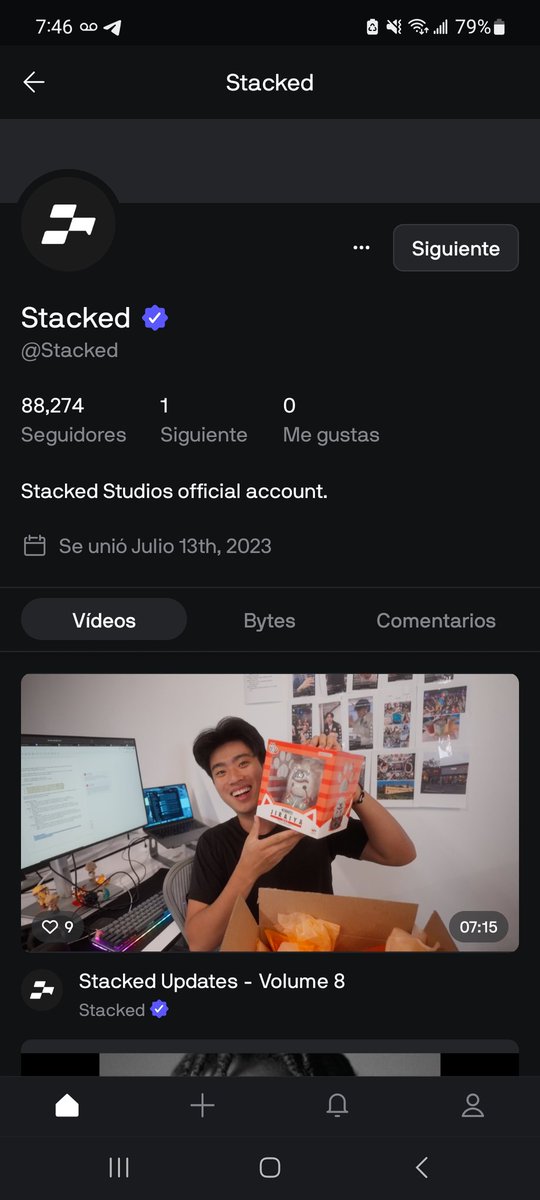 ciencia_geek's tweet photo. @joinstacked Hello @joinstacked You have an translation issue on Spanish,  once you follow somebody the button say "siguiente" (next), instead of "siguiendo" (following), I can help you to check other translations to Spanish if you want, DM me ✌️ https://t.co/kphqpPmvAl