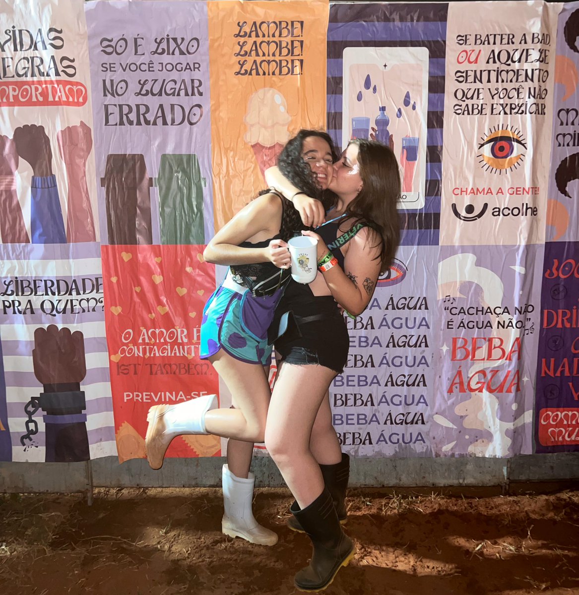 lubeltramelli's tweet photo. eu quando acho o amor da minha vida 
@nathzinhasl https://t.co/teXa2FYkfA