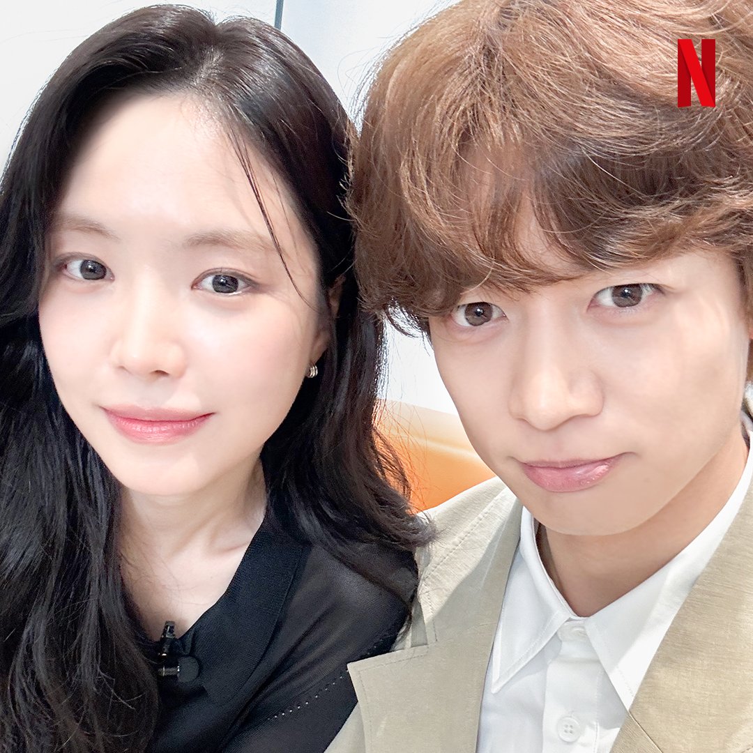 AFlamer5299's tweet photo. Family x Melo slash Romance in the House is a certified hit worldwide via Netflix!  
Congratulations Team Romance in the House!!!! ✨️🩷🎉

#MINHO
#최민호 
#민호
#샤이니민호
#ChoiMinho 
#NamTaePyong 
#FamilyXMelo 
#가족x멜로
#RomanceintheHouse https://t.co/8XPDQaAVMt