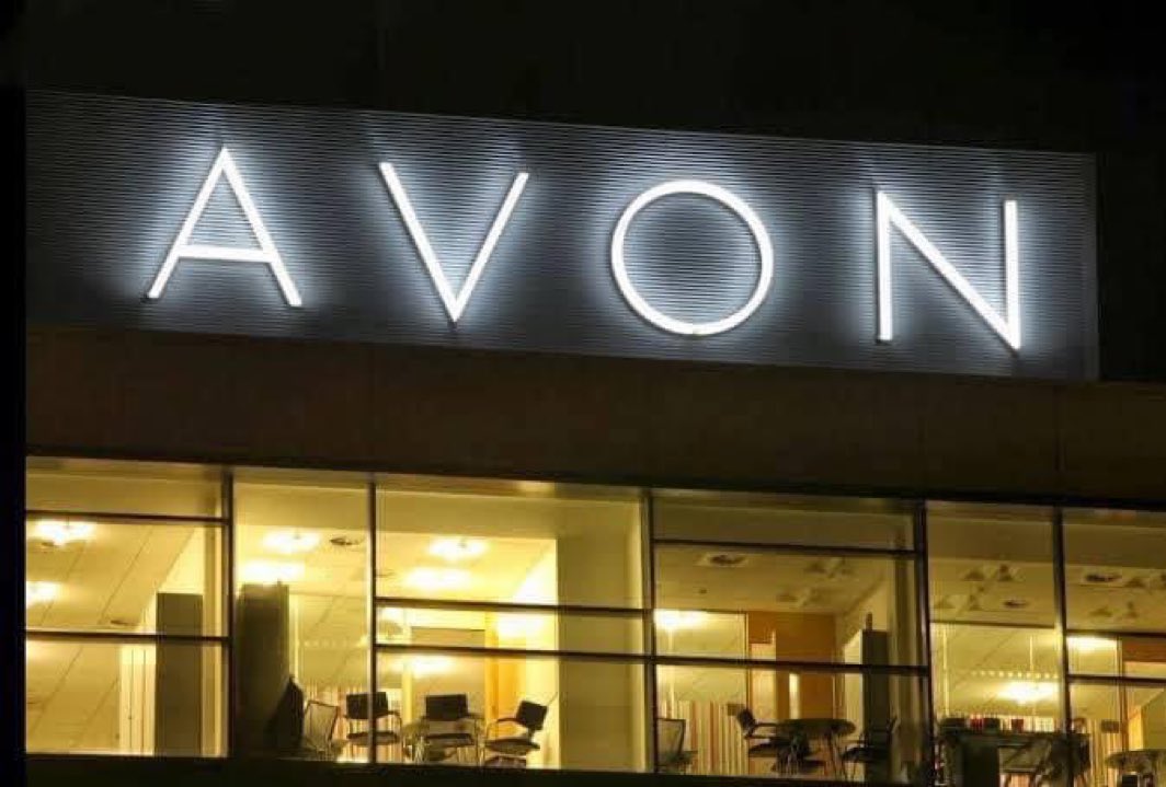 🇺🇸 | Avon se declara en bancarrota y se acoge a la ley de quiebras en EEUU.