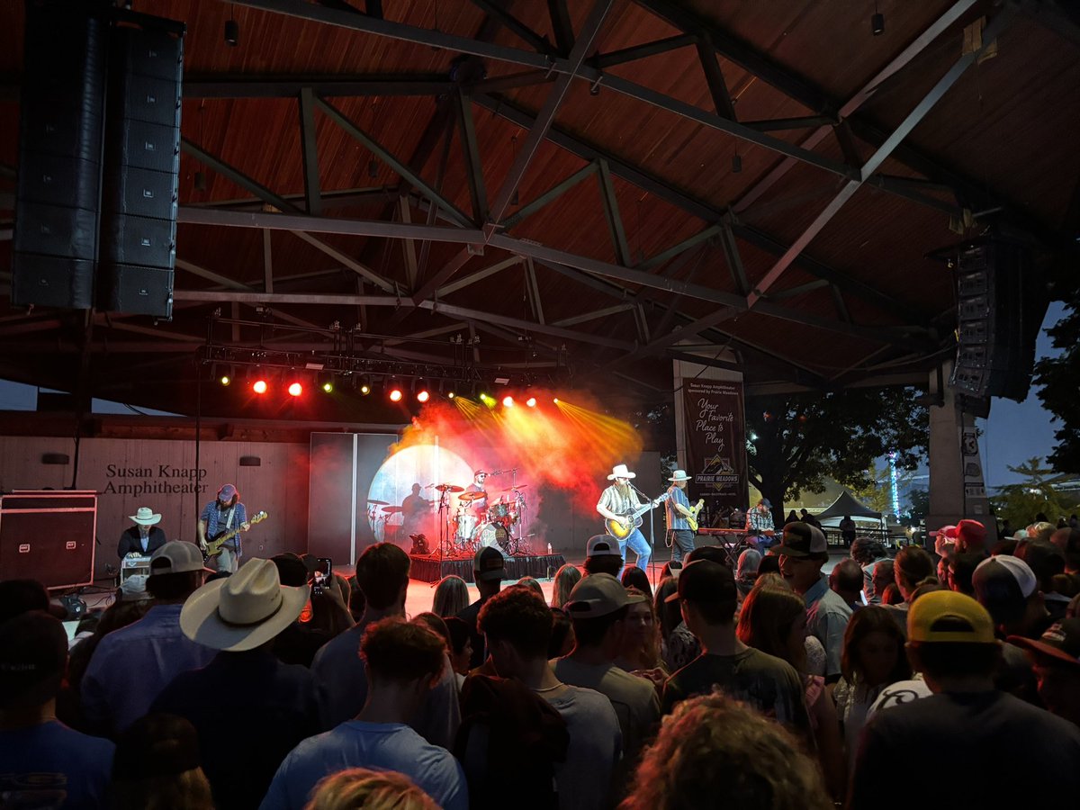 ChadwickNelso's tweet photo. Thank the Lord that these boys are absolute Road Dogs and stopped at the Iowa State Fair last night to show us how they bring it! Banger as always! ❤️❤️🤘🤘🔥🔥@49winchester https://t.co/SaBeADqoPz