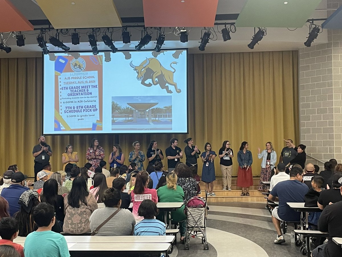 Absolute joy at the number of families who came to meet the teacher tonight!  <a href="/AJBriesemeister/">AJBriesemeisterToros</a> families-you make us proud to serve your kiddos!!! <a href="/lindajguz/">Linda Guzman</a> #matadormindset
